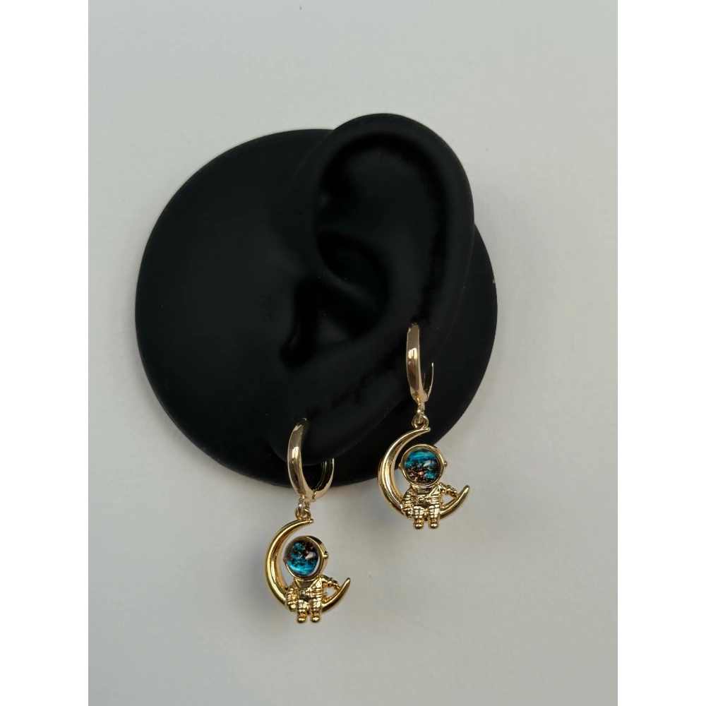 Çelik Uzay Tema Küpe