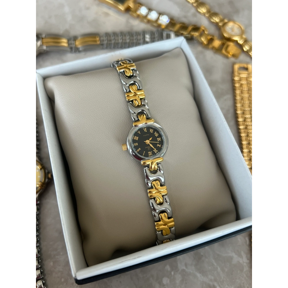 Çelik Vintage Yonca Detay Saat