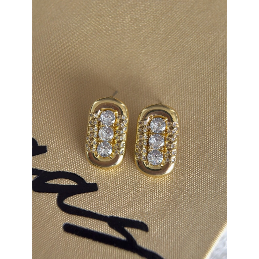 Gold 3 Tek Taşlı Küpe