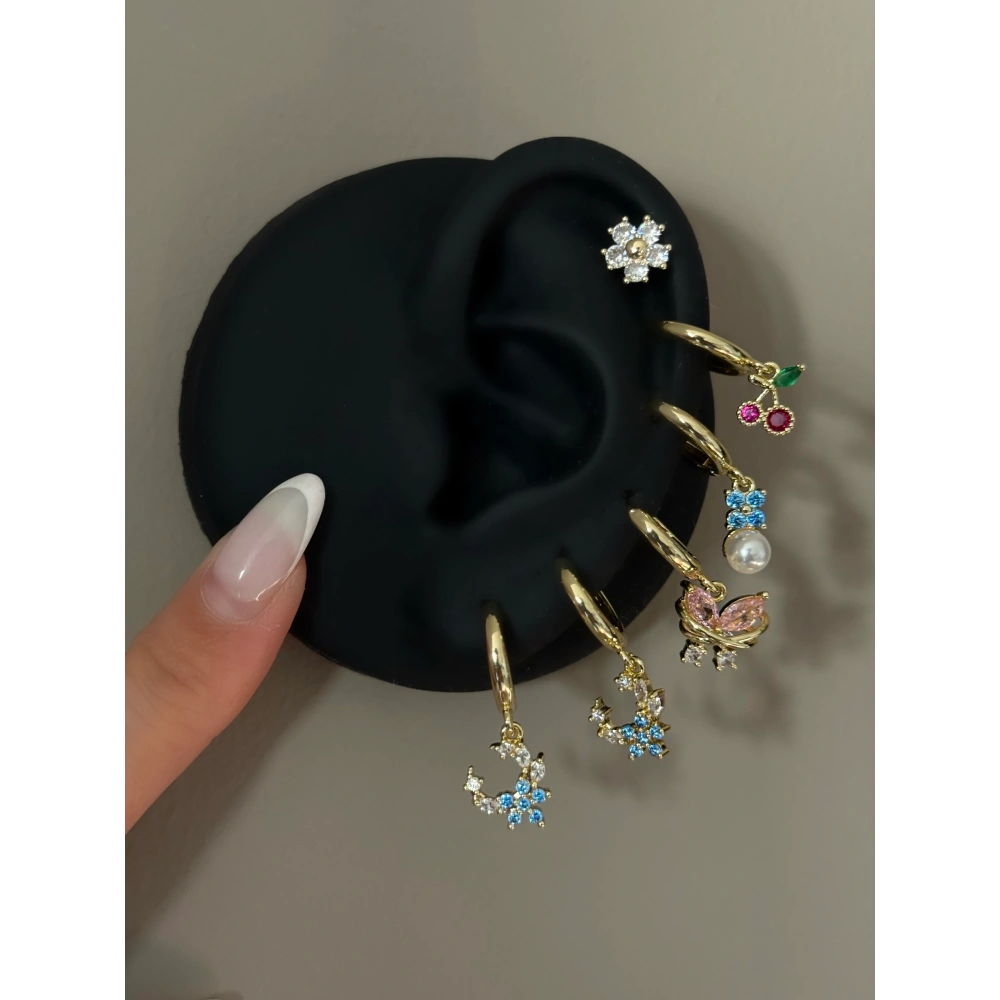 Hilal Detaylı 6 Lı Küpe Seti