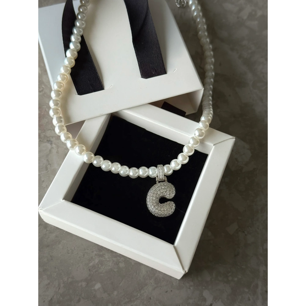 İnci Detay Harf Kolye