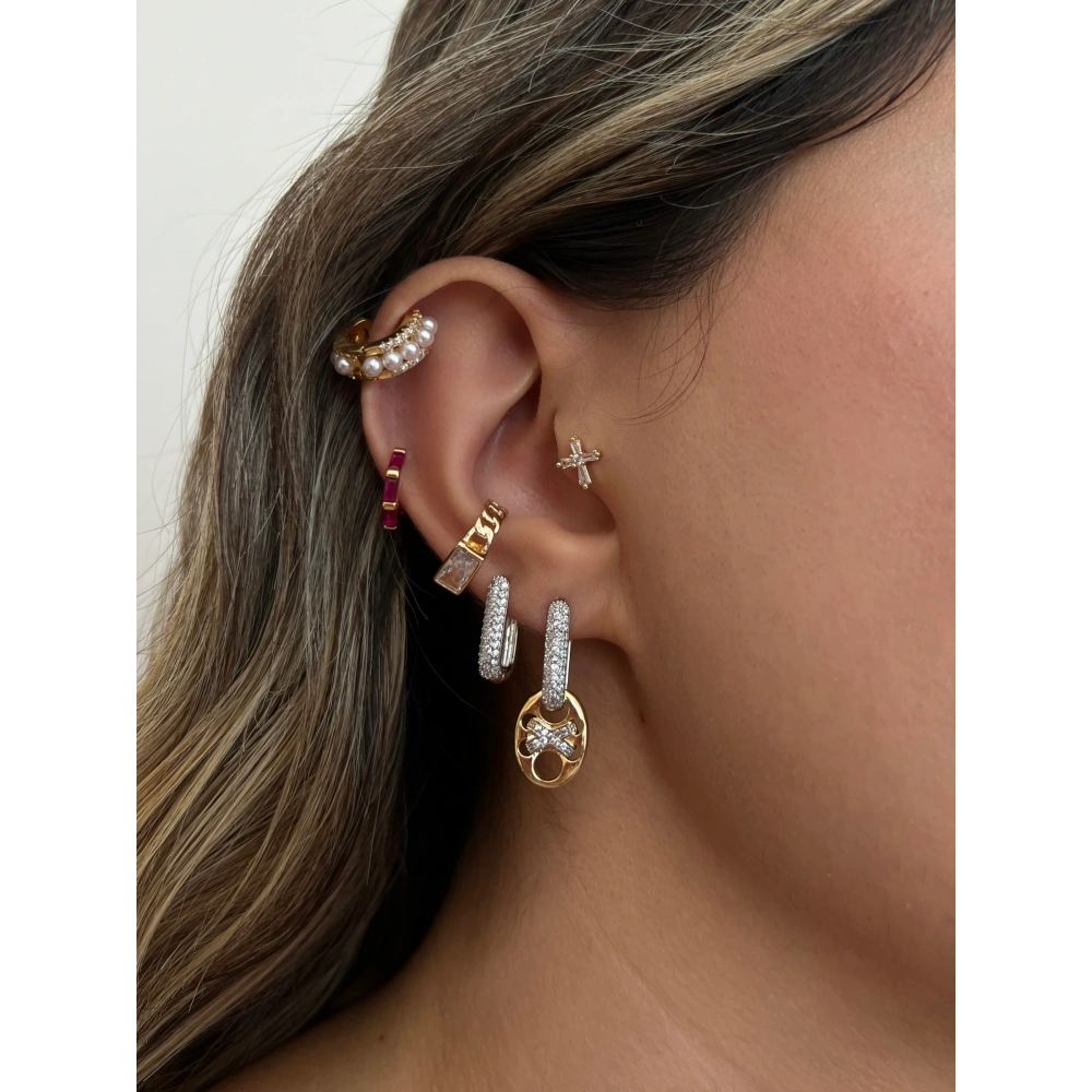 İthal Taşlı Gold Düğme Küpe