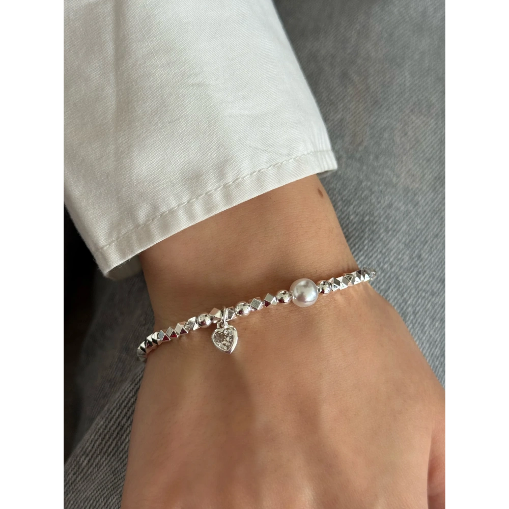 Kalpli İnci Detay Bileklik