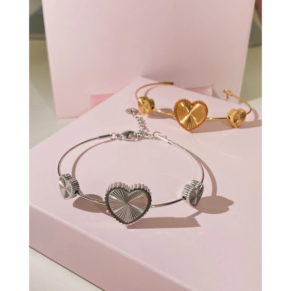 Kalpli Kelepçe bileklikler