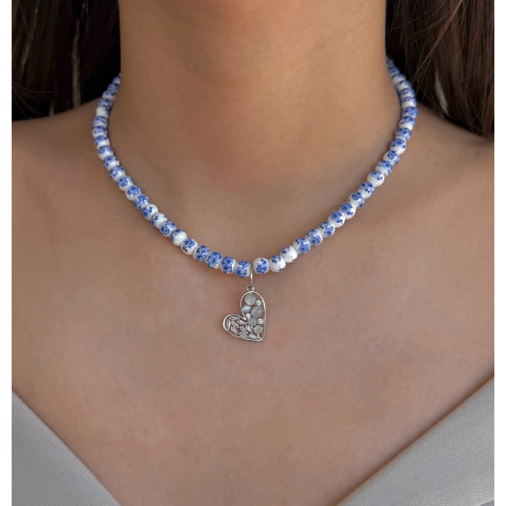 Kalpli Mavi Tasarım Kolye