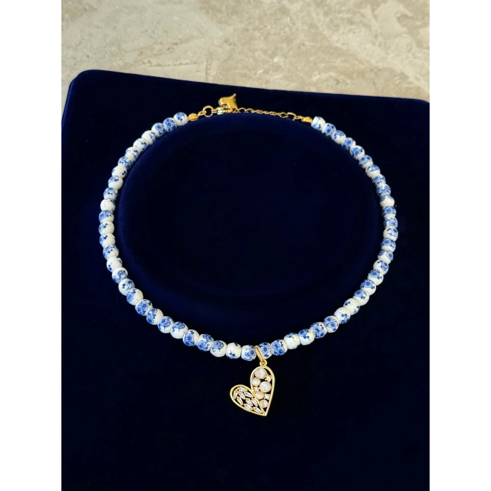 Kalpli Mavi Tasarım Kolye