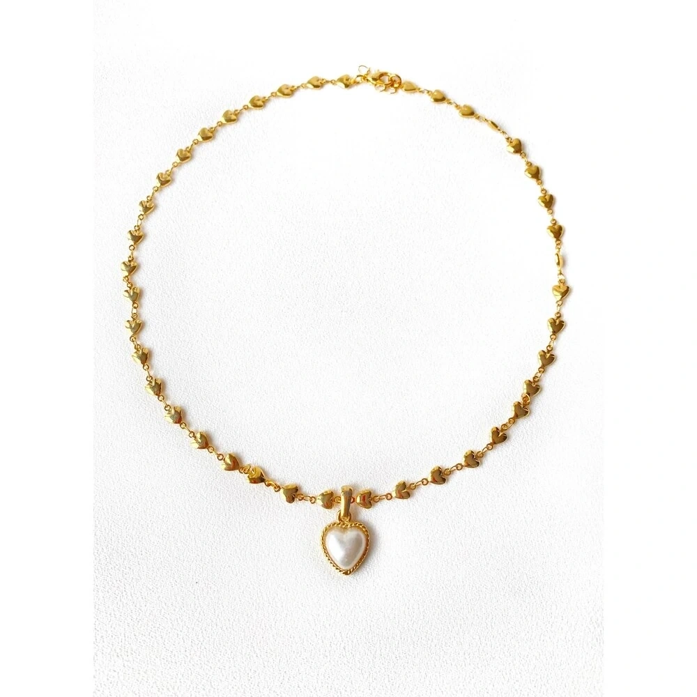 Kalpli Zincirde Sedefli Kalp Choker