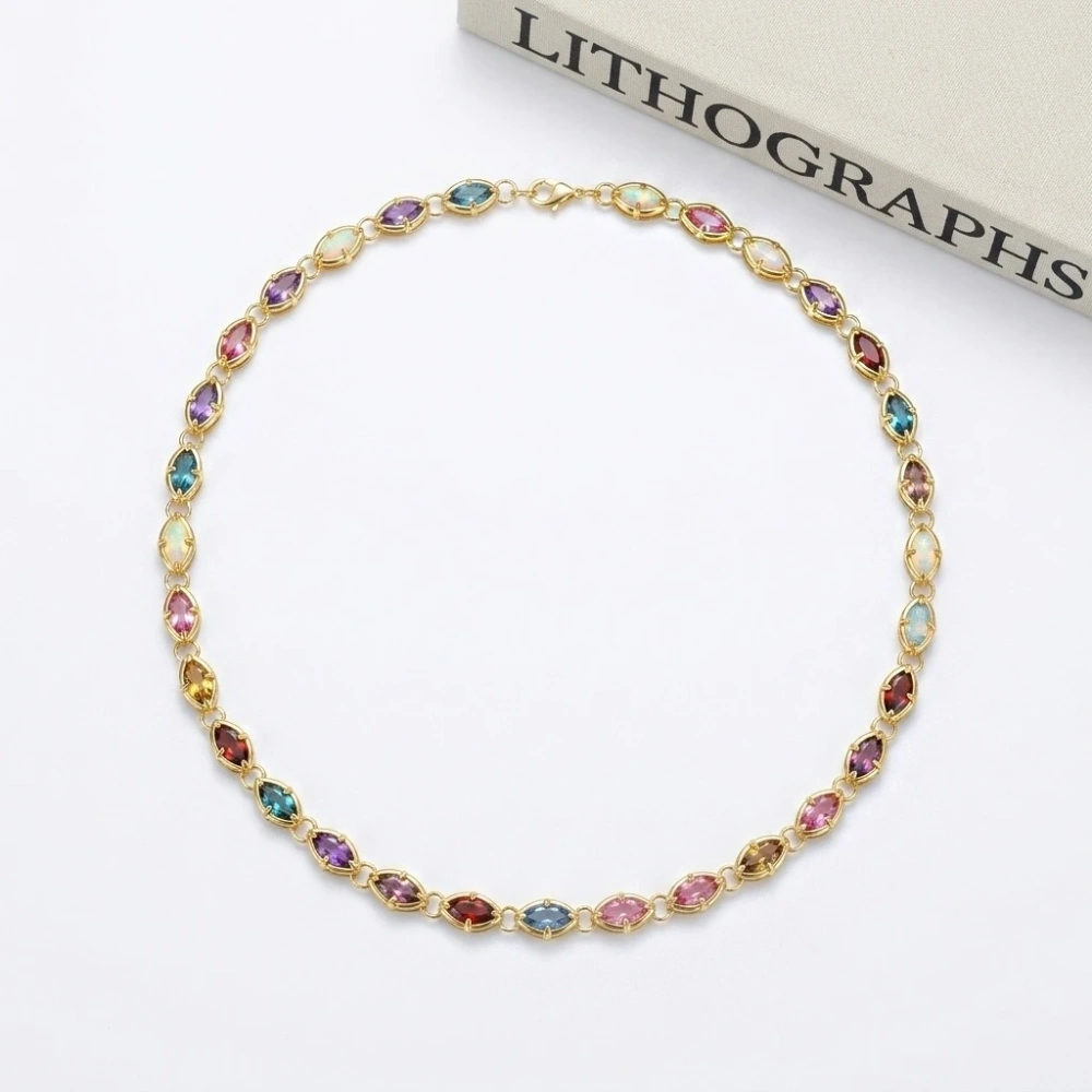 Mekik Taşlı Kristal Kolye