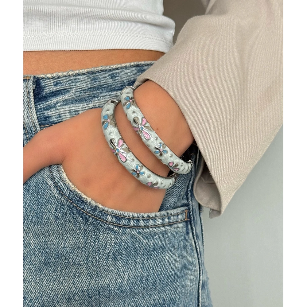 Silver Beyaz Çiçekli Mineli Kelepçe Bileklik