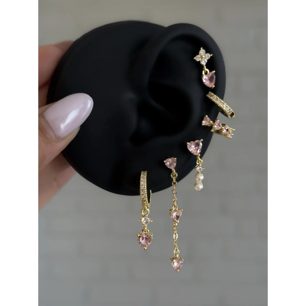 Gold Pembe Kalp Detaylı 6 Lı Küpe Seti