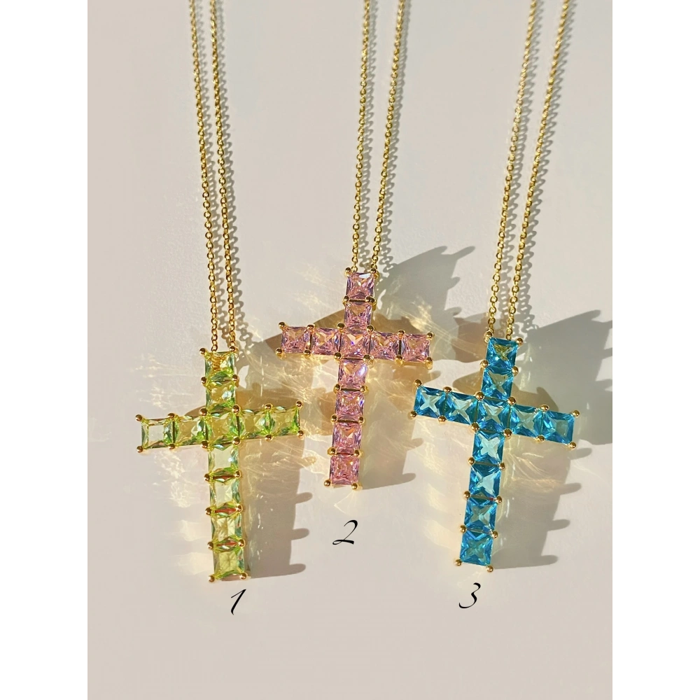 Swarovki Kalpli Gold Haç Kolyeler