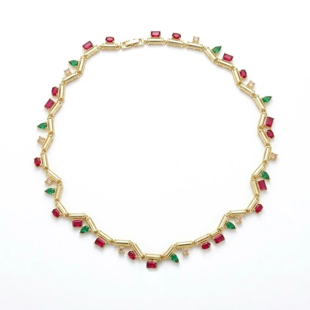 Vip Bordo Taşlı Tasarım Kolye