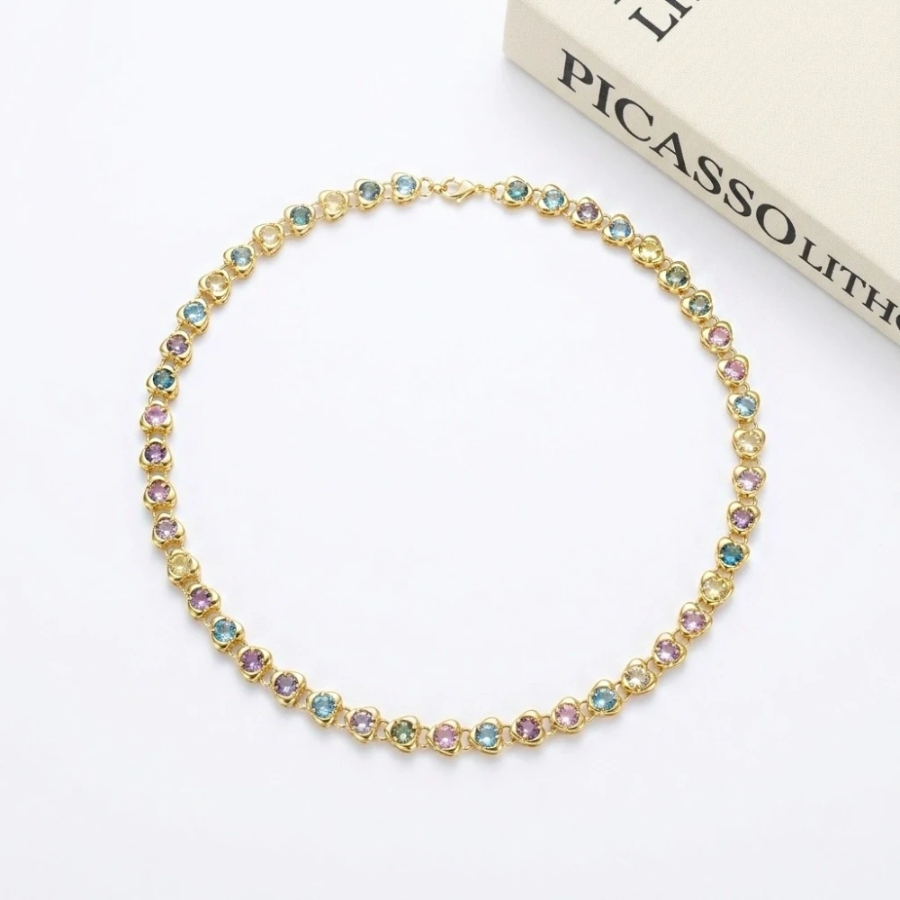 Vip Kalpli Kristal Taşlı Kolye