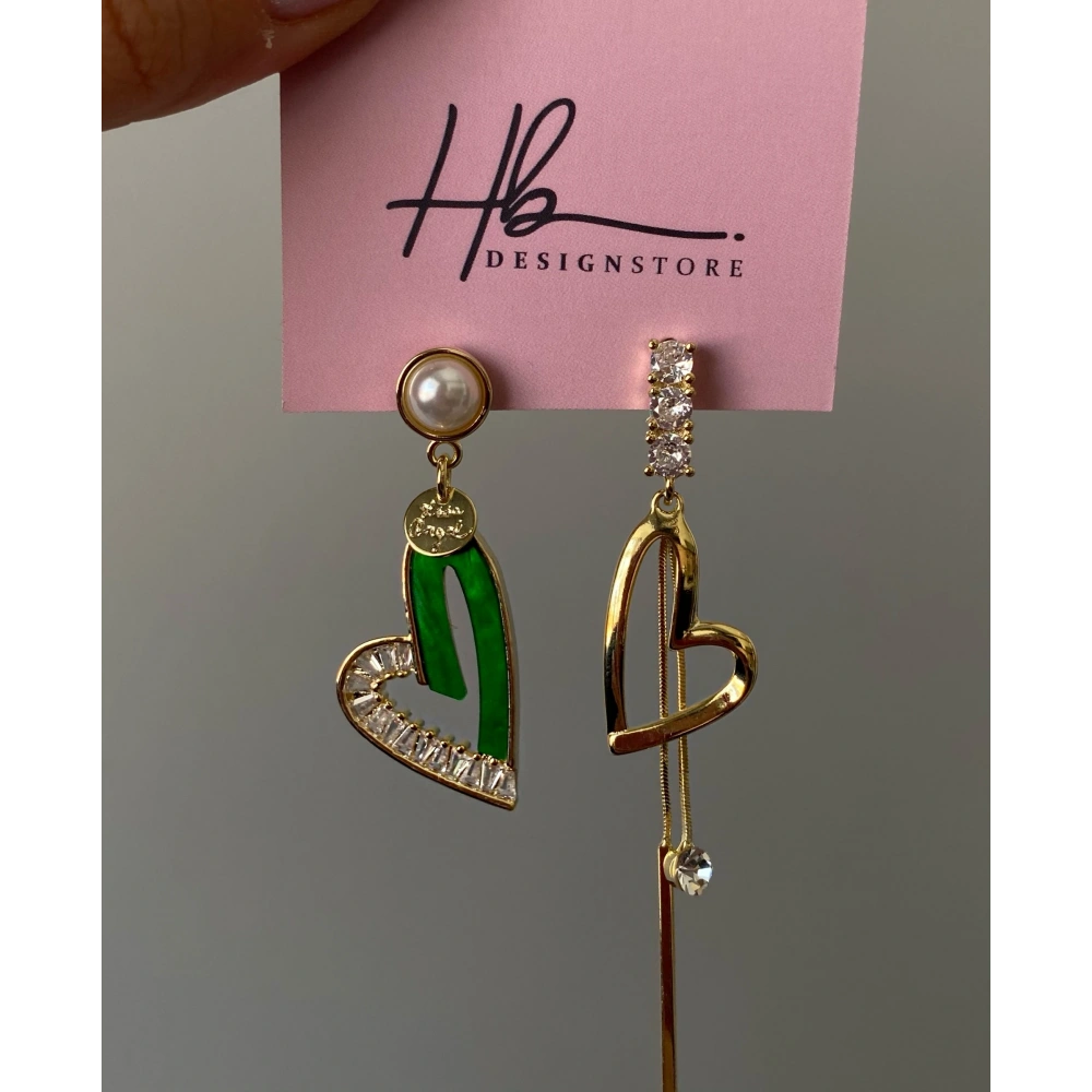 Yeşil Kalpli Tasarım Küpe