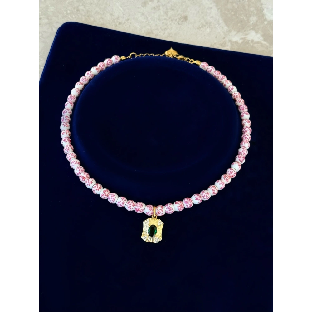 Yeşil Taşlı Tasarım Kolye