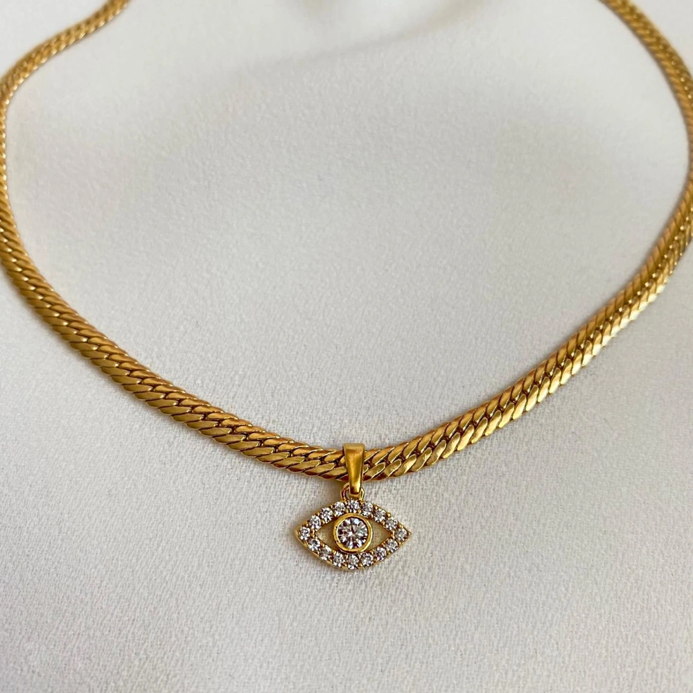 Zirkon Taşlı Göz Detaylı Choker