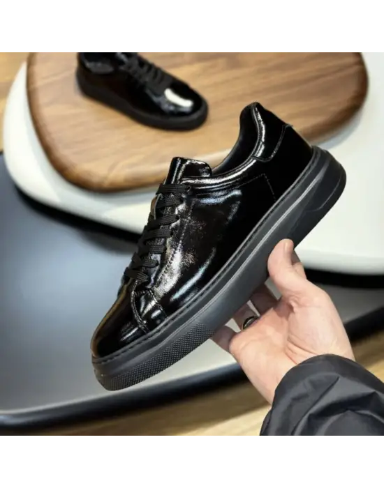 Siyah Rugan Hakiki Deri Erkek Spor Ayakkabı