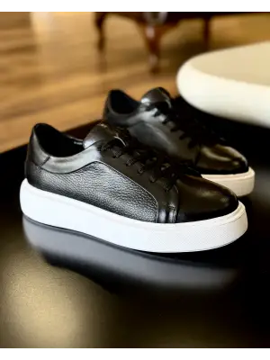 Siyah sneakers