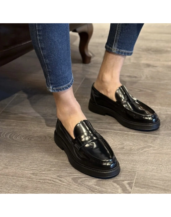 Siyah Açma Deri Erkek Loafer Ayakkabı