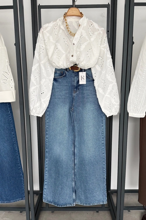 V Yaka İşlemeli Gömlek Beyaz