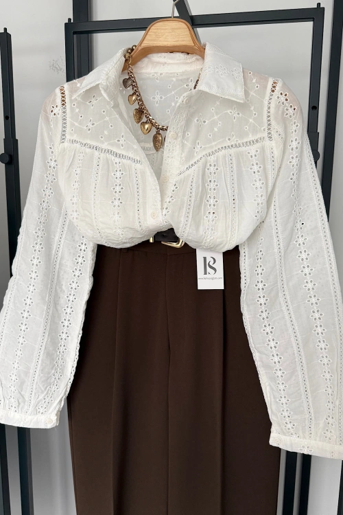 BS Collection Fisto İşlemeli Gömlek Ekru