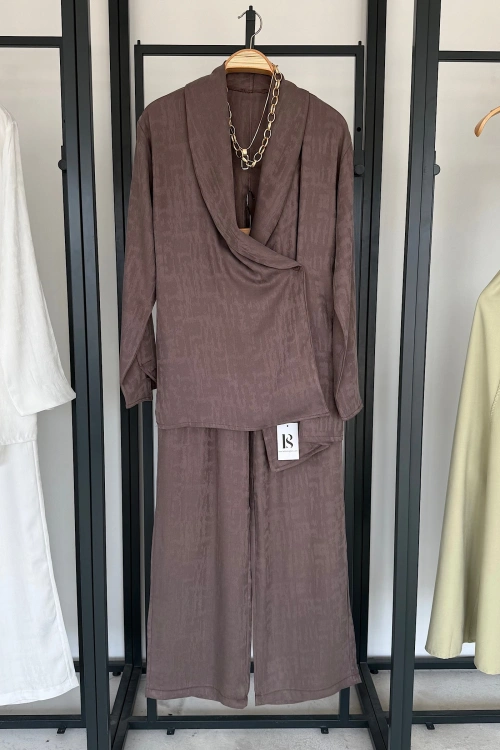 Jakarlı Kimono Takım Kahverengi
