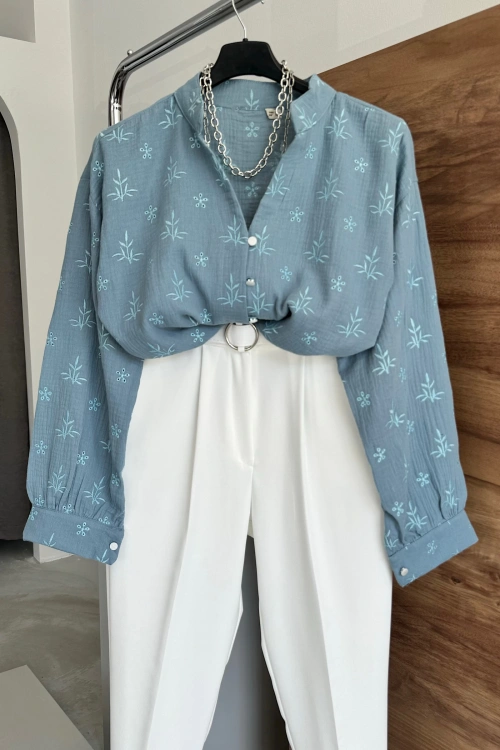 Dik Yaka Kendinden Nakışlı Gömlek Mavi