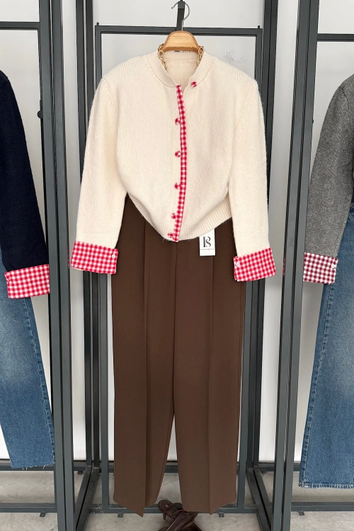 Ekose Düğmeli Triko Hırka Krem