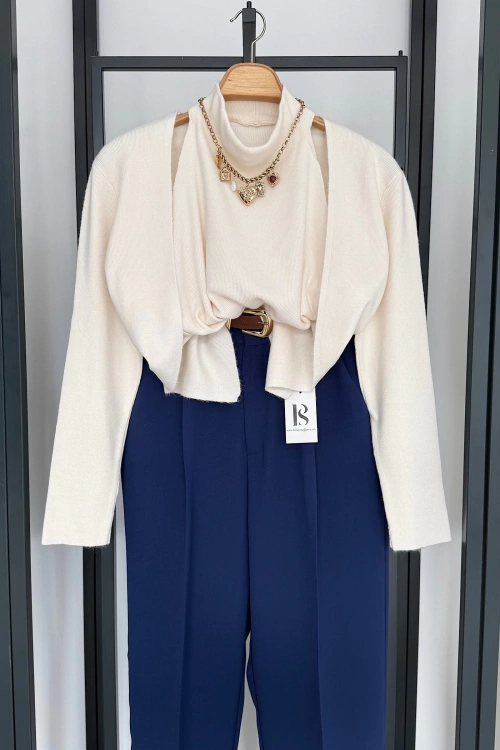 İçinden Body Detaylı Hırka Krem