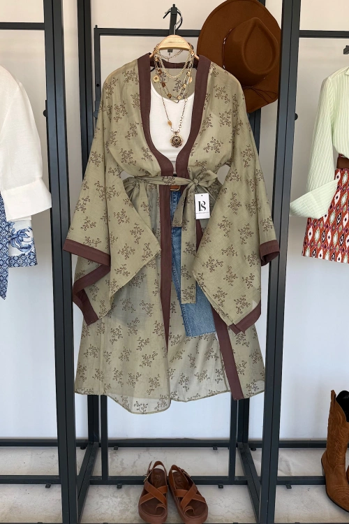 Nakış İşlemeli Kimono Yeşil