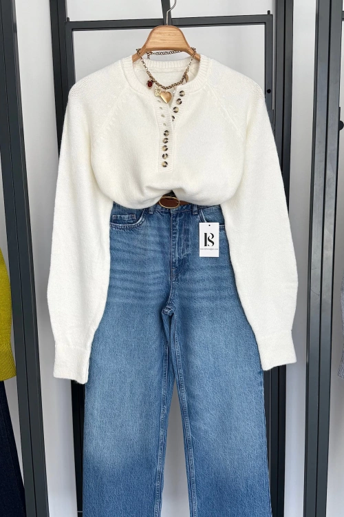 Patlı Düğmeli Kazak Taş