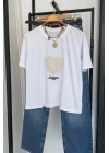 Kalp Detay İşleme T-Shirt Beyaz