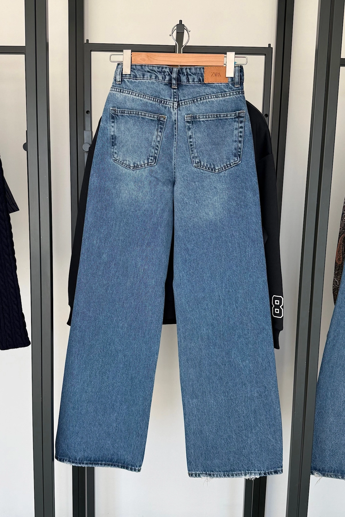 1002 Regular Wide jean Koyu Mavi