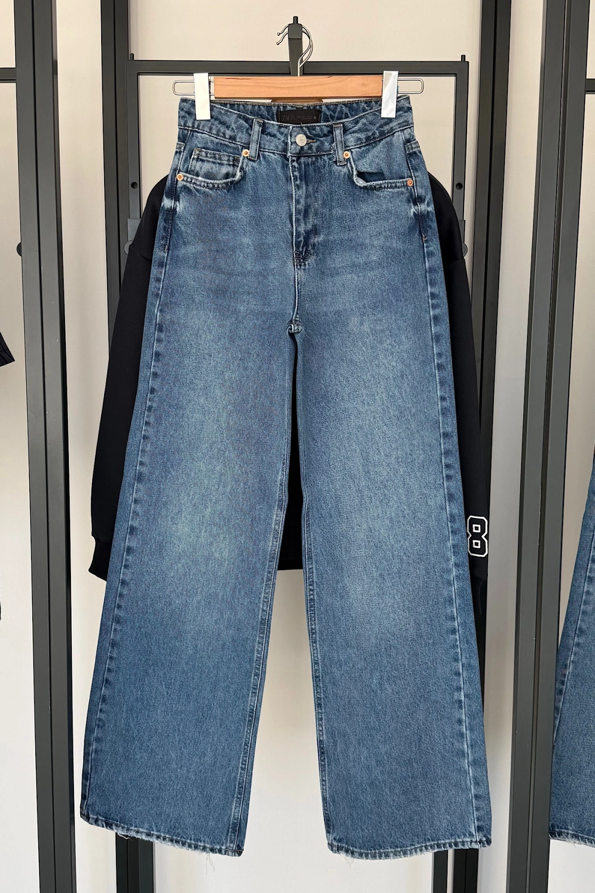 1002 Regular Wide jean Koyu Mavi