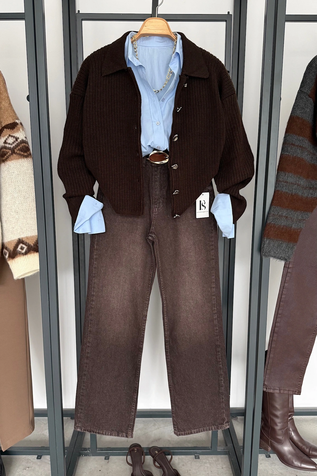 6 Düğmeli Hırka Koyu Kahve