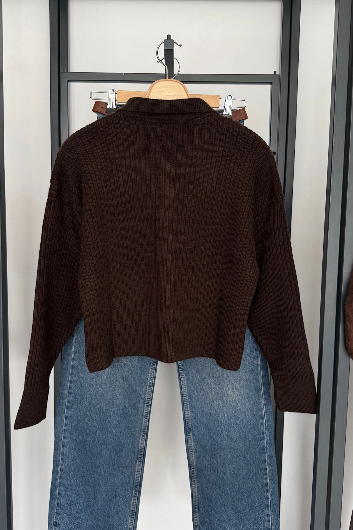 6 Düğmeli Hırka Koyu Kahve