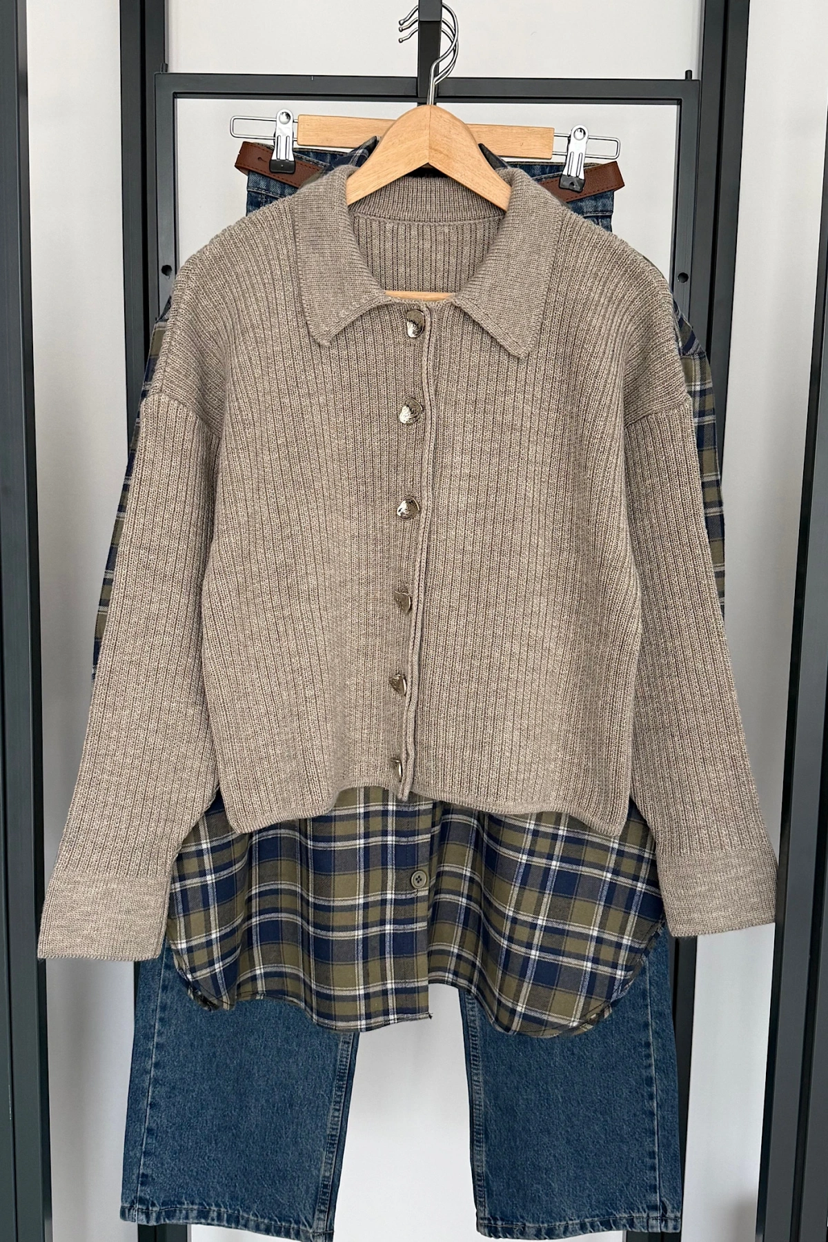 6 Düğmeli Hırka Vizon