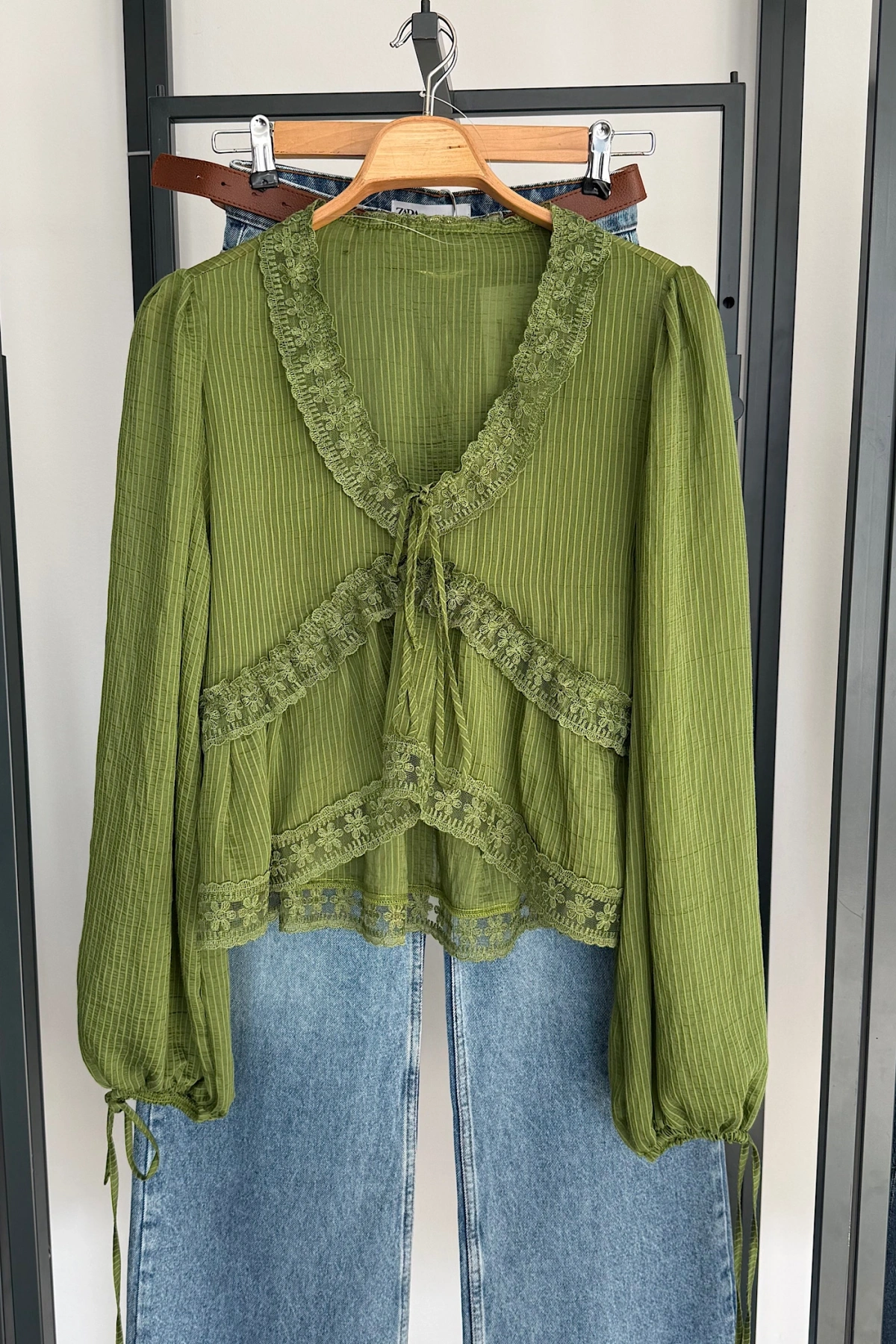 Dantelli Uzun Kol Bluz Yeşil
