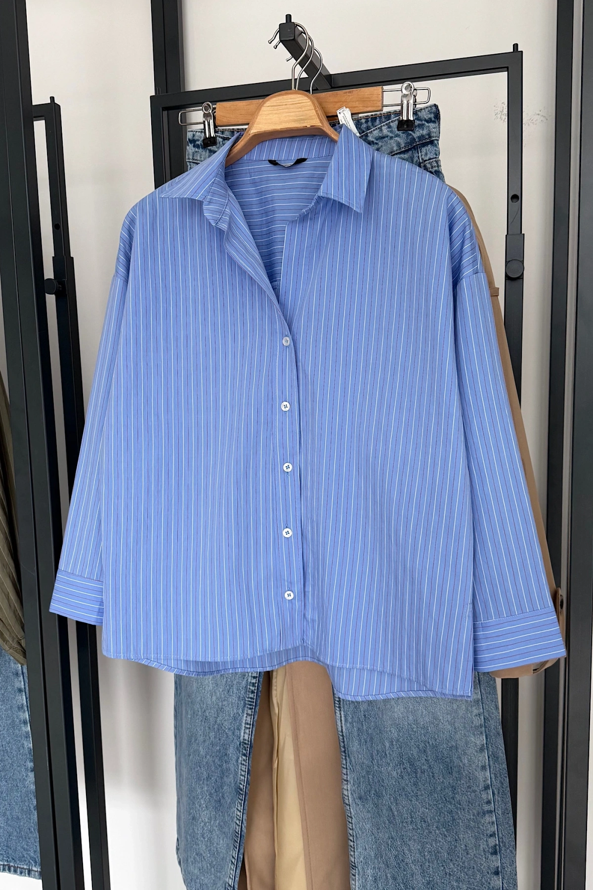 İnce Şerit Çizgili Gömlek Mavi