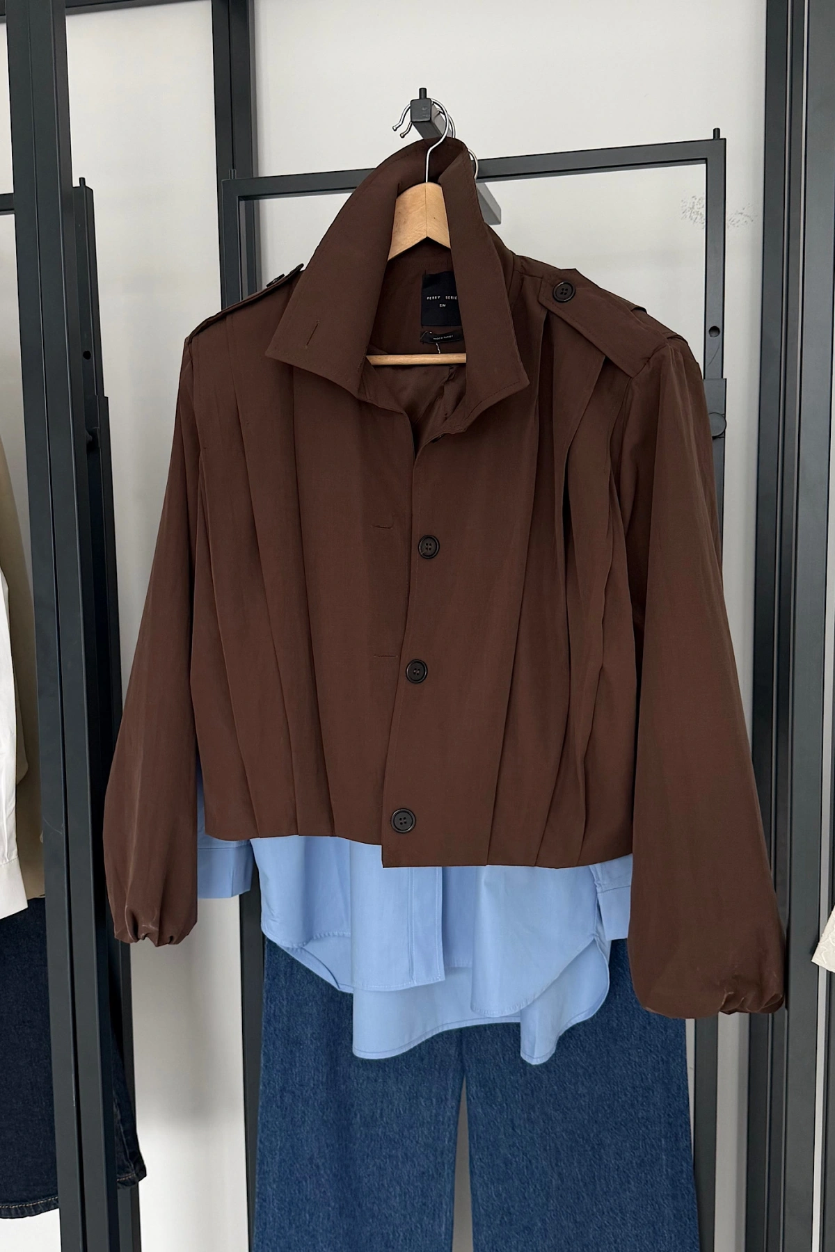 Vatkalı Pile Detay Trenç Kahverengi