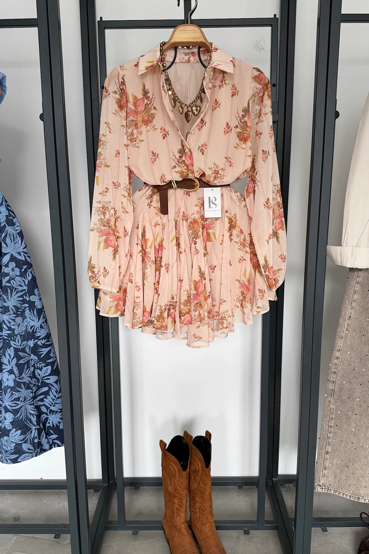 Gömlek Yaka Mini Şifon Elbise Bej