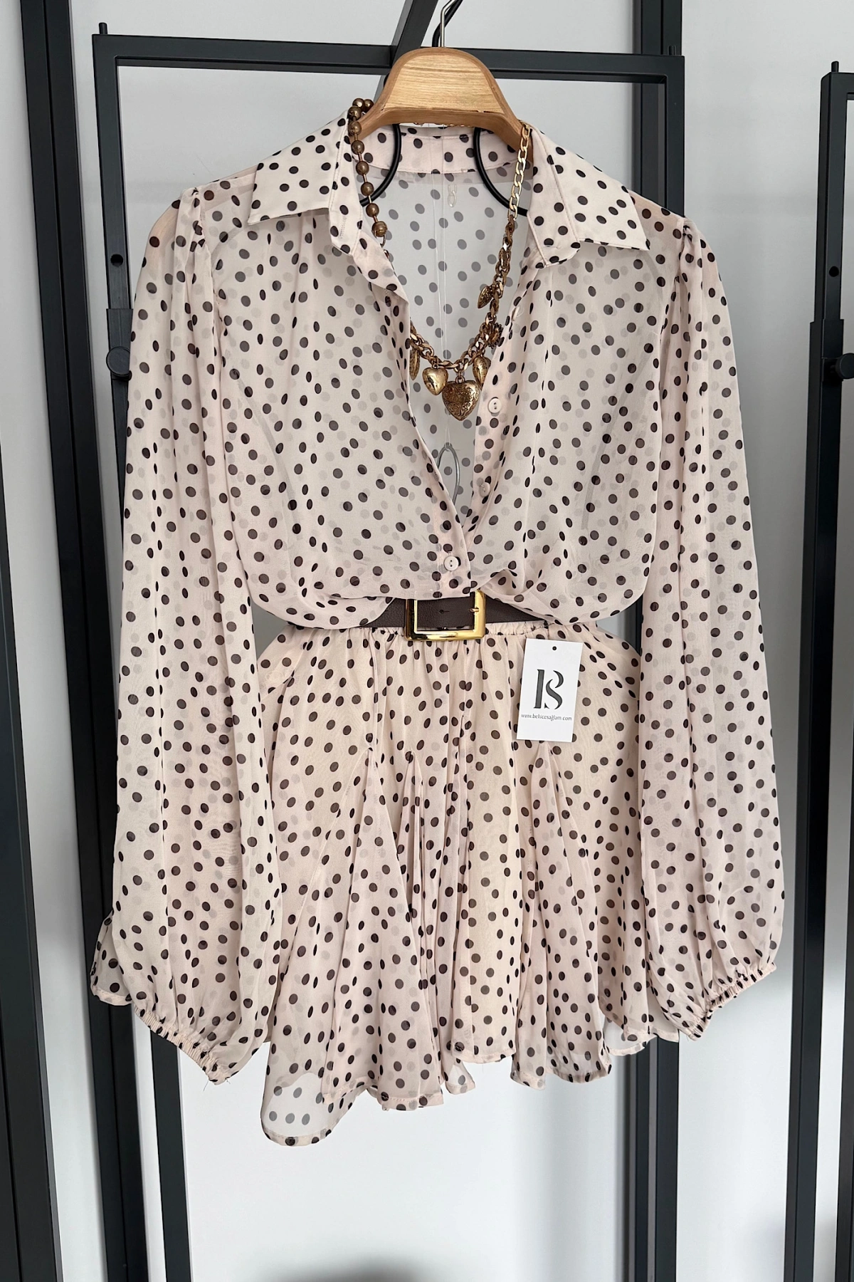 Puantiyeli Asimetrik Takım Bej