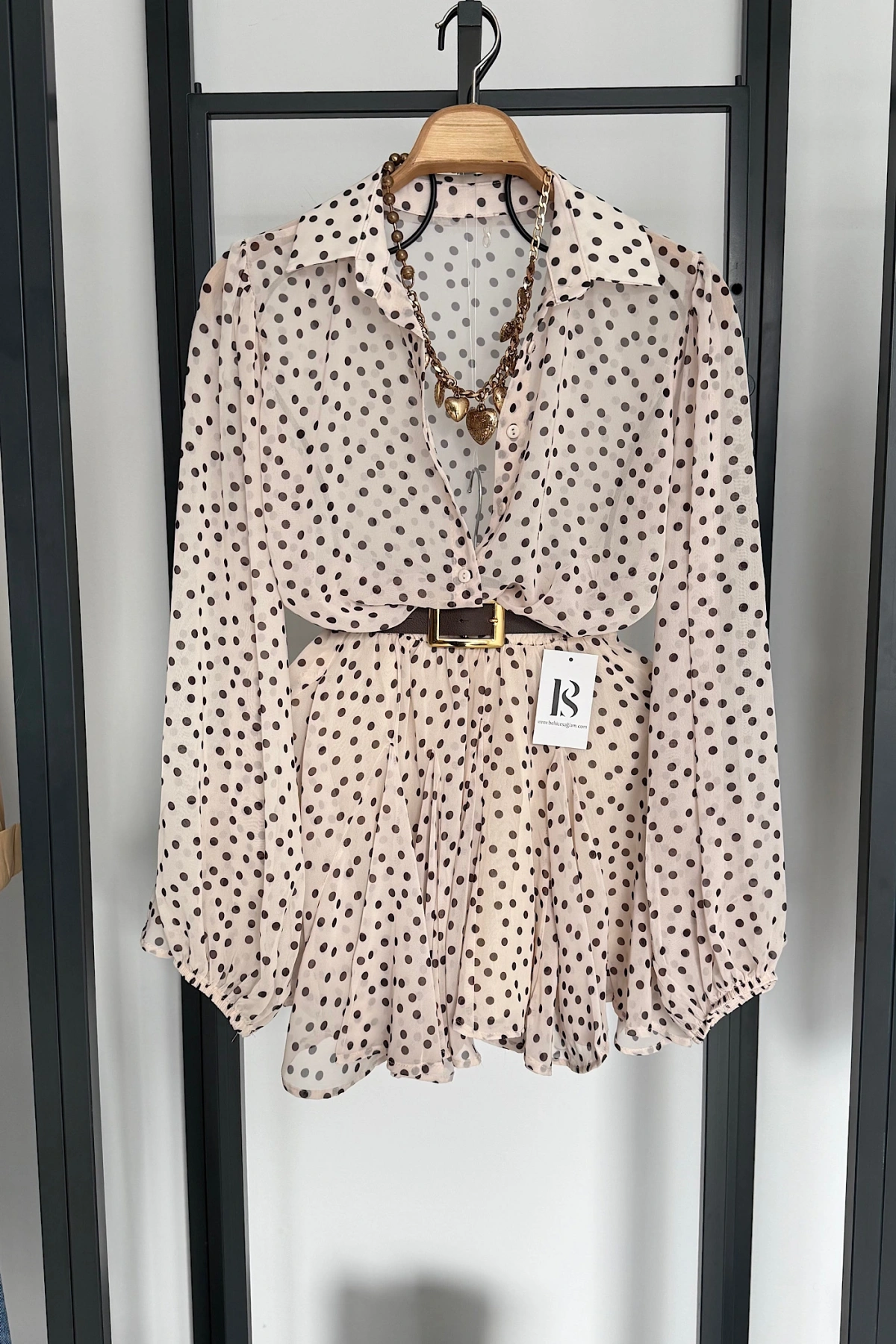 Puantiyeli Asimetrik Takım Bej