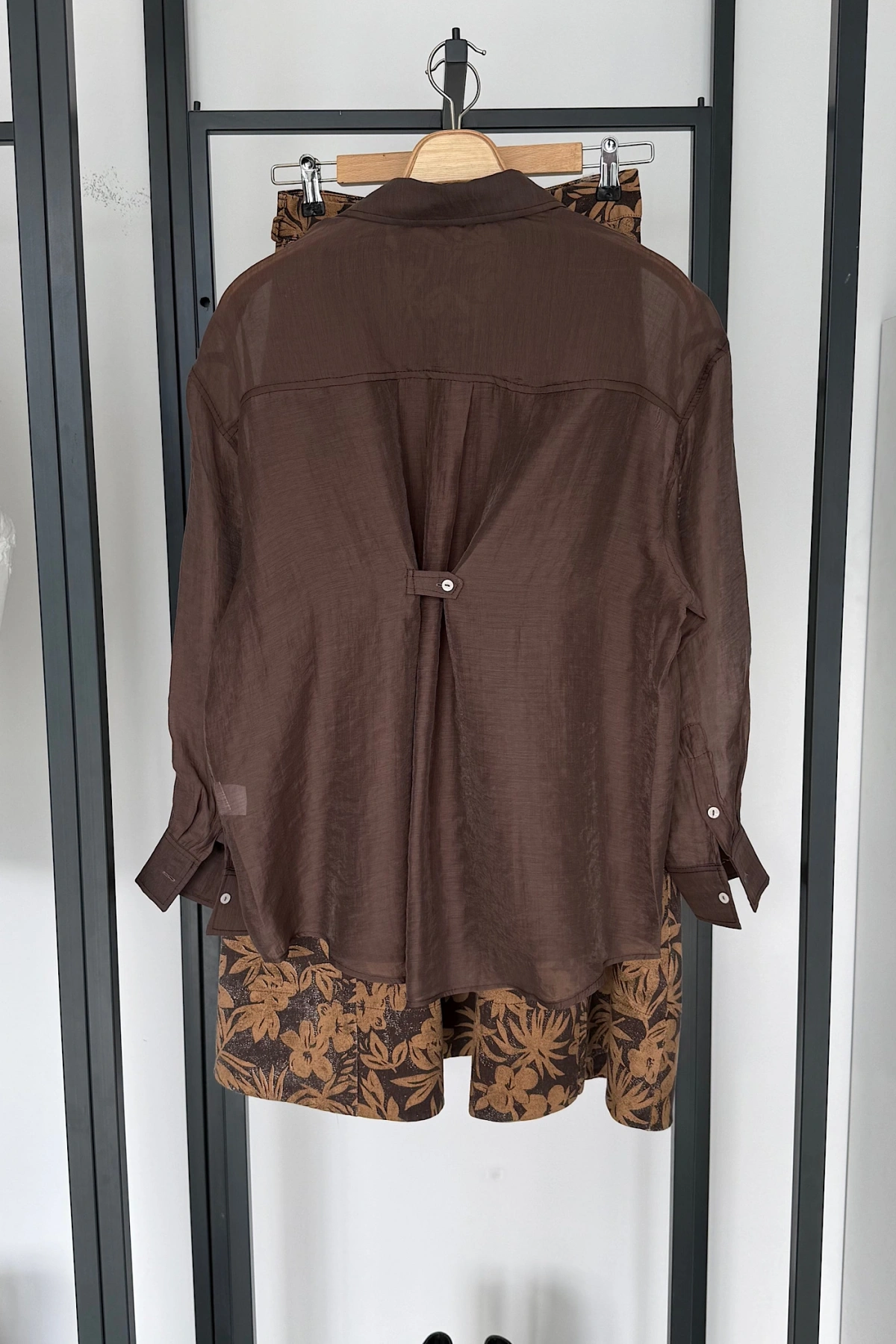 Arka Detay Tensel Gömlek Kahverengi