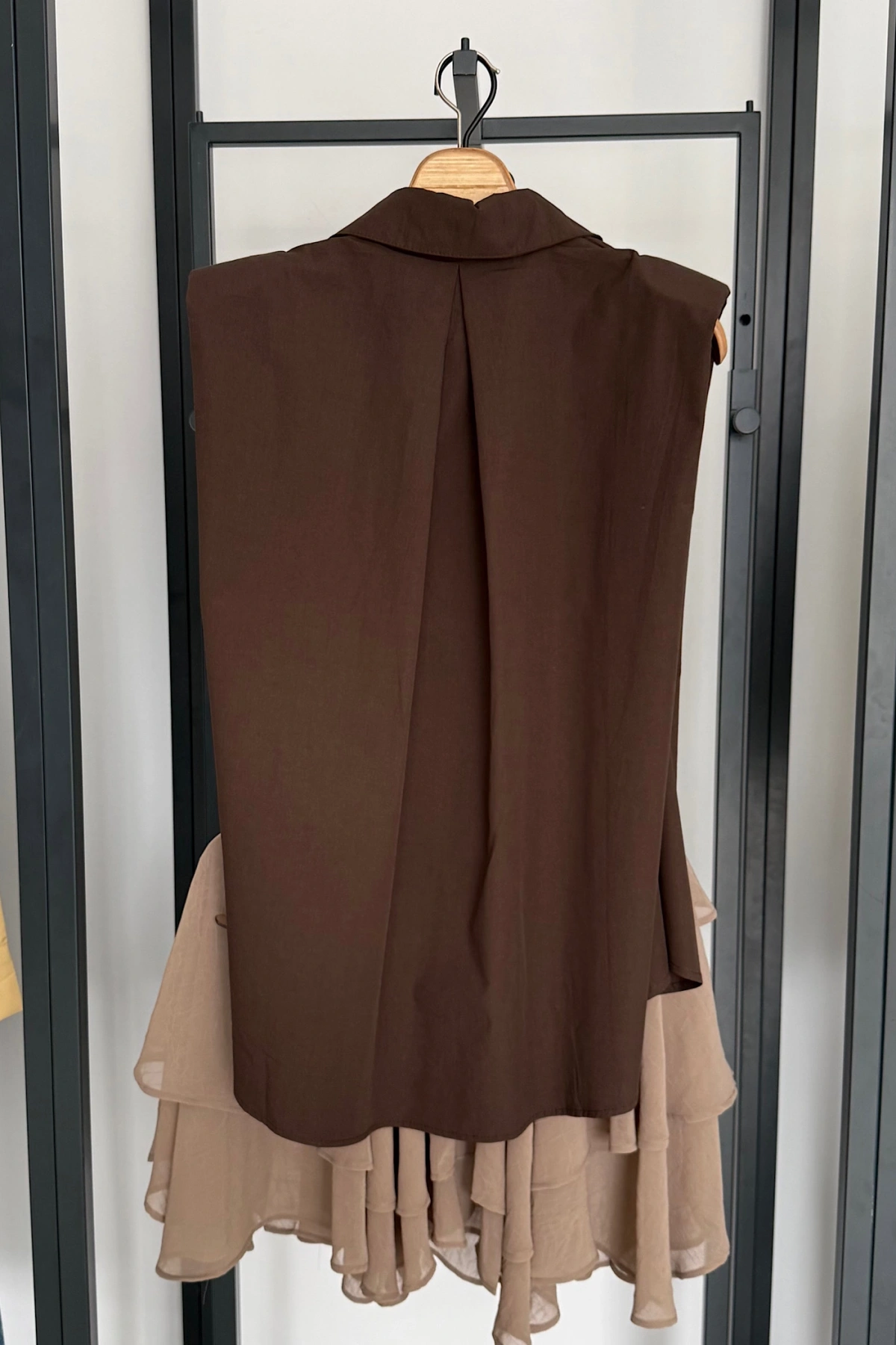 Vatkalı Kısa Kol Gömlek Kahverengi