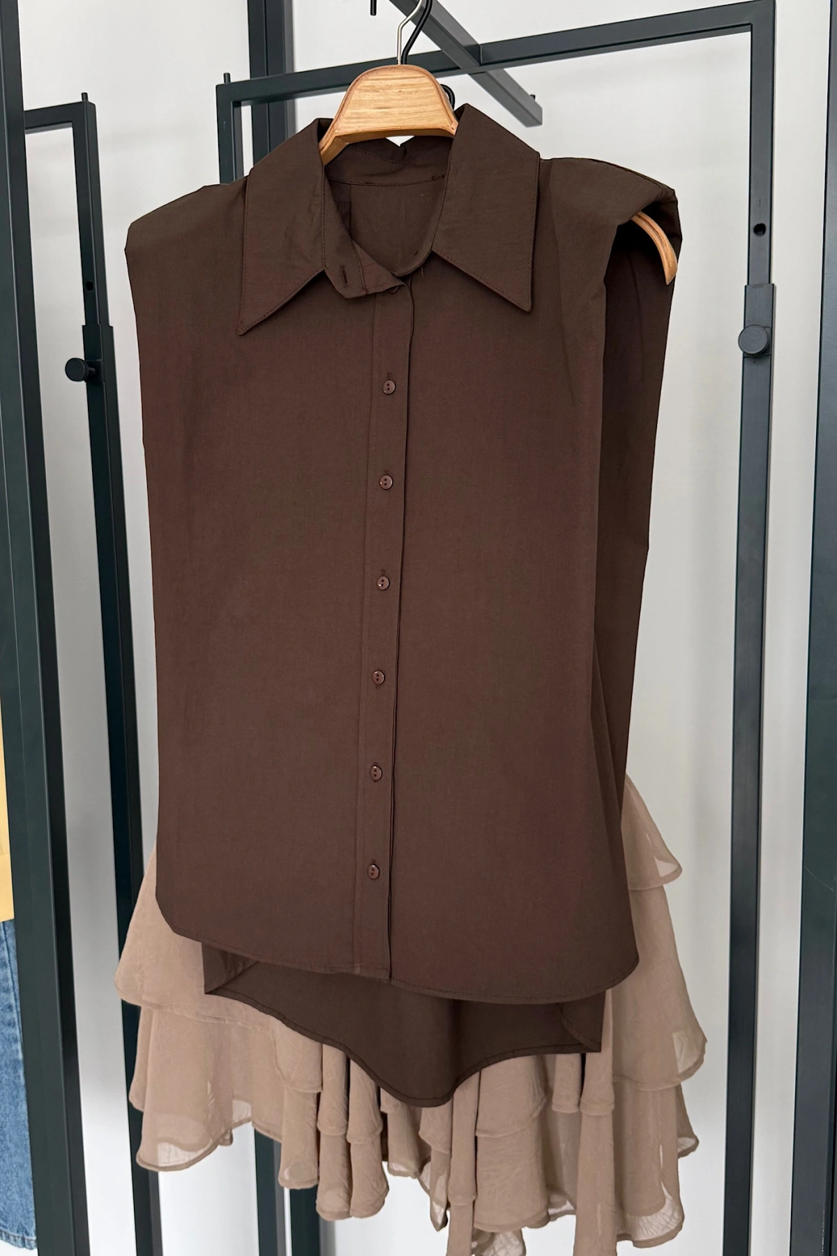 Vatkalı Kısa Kol Gömlek Kahverengi