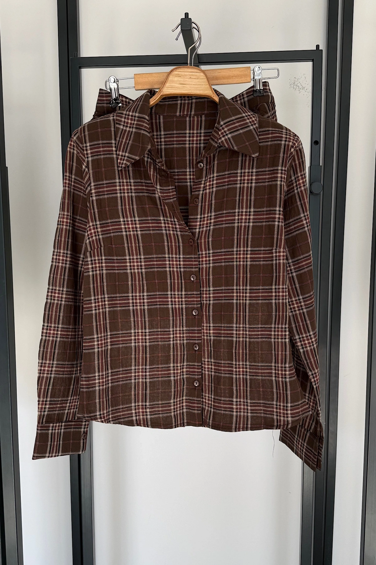 Eteği Katlı Ekose Gömlek Takım Kahverengi