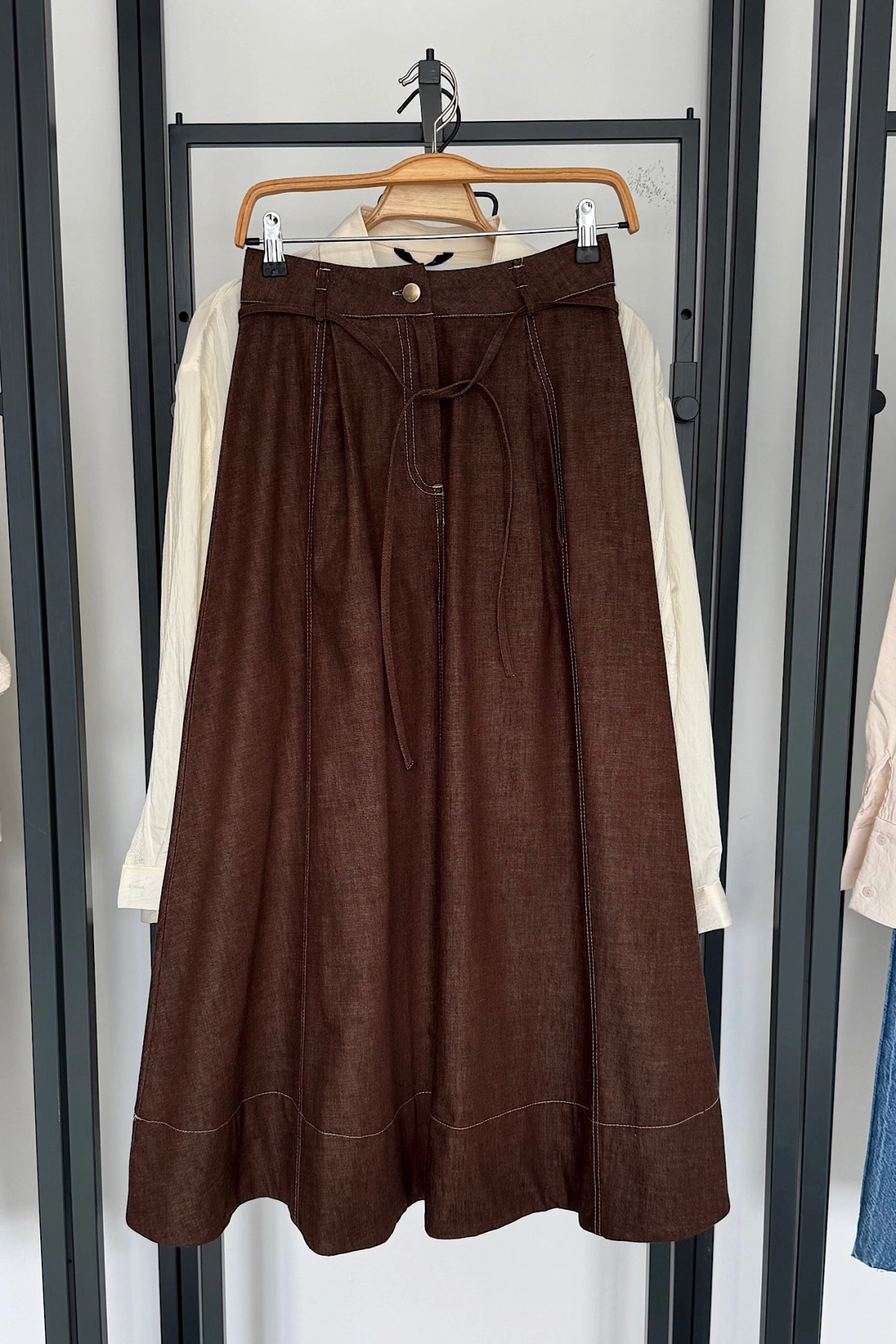 Bantlı Maxi Kalın Denim Etek Kahverengi