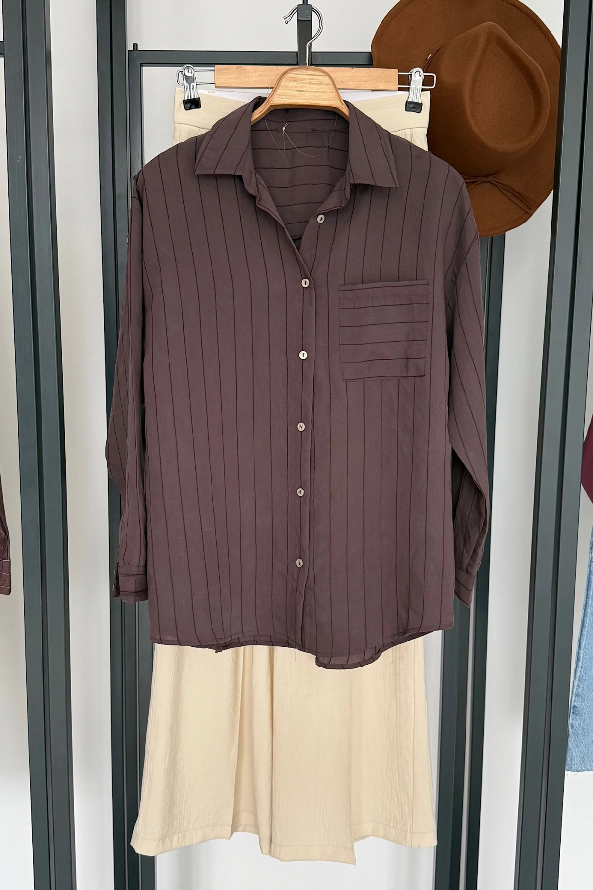 Bs Tek Cepli Dokumalı Gömlek Kahverengi