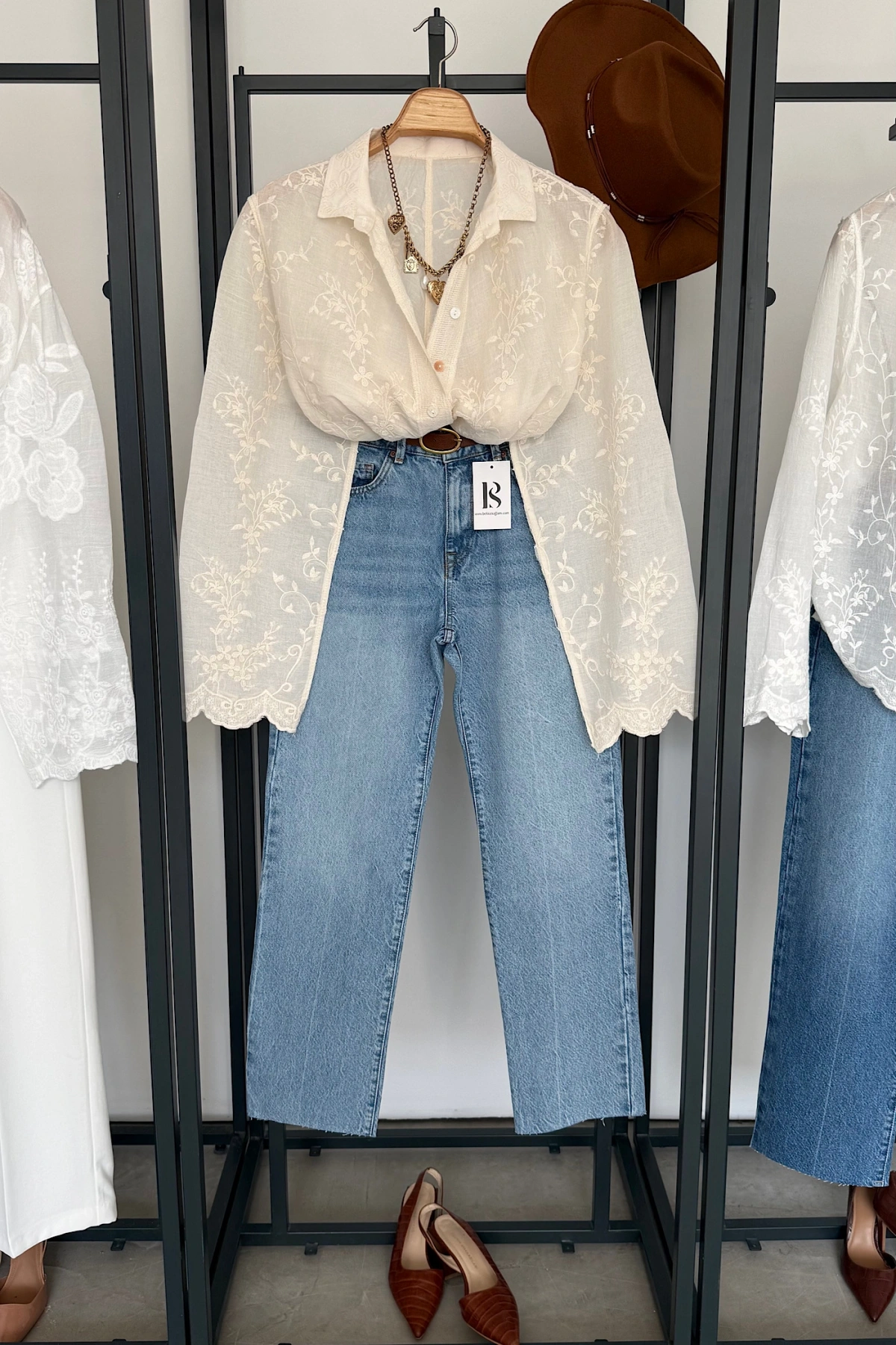 Elara Premium Nakışlı Gömlek Natural